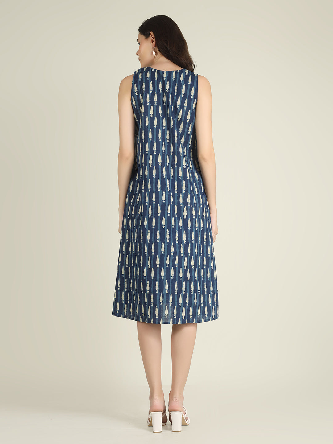 Blue Prined Sleeveless V-Neck A-Line Cotton Dress
