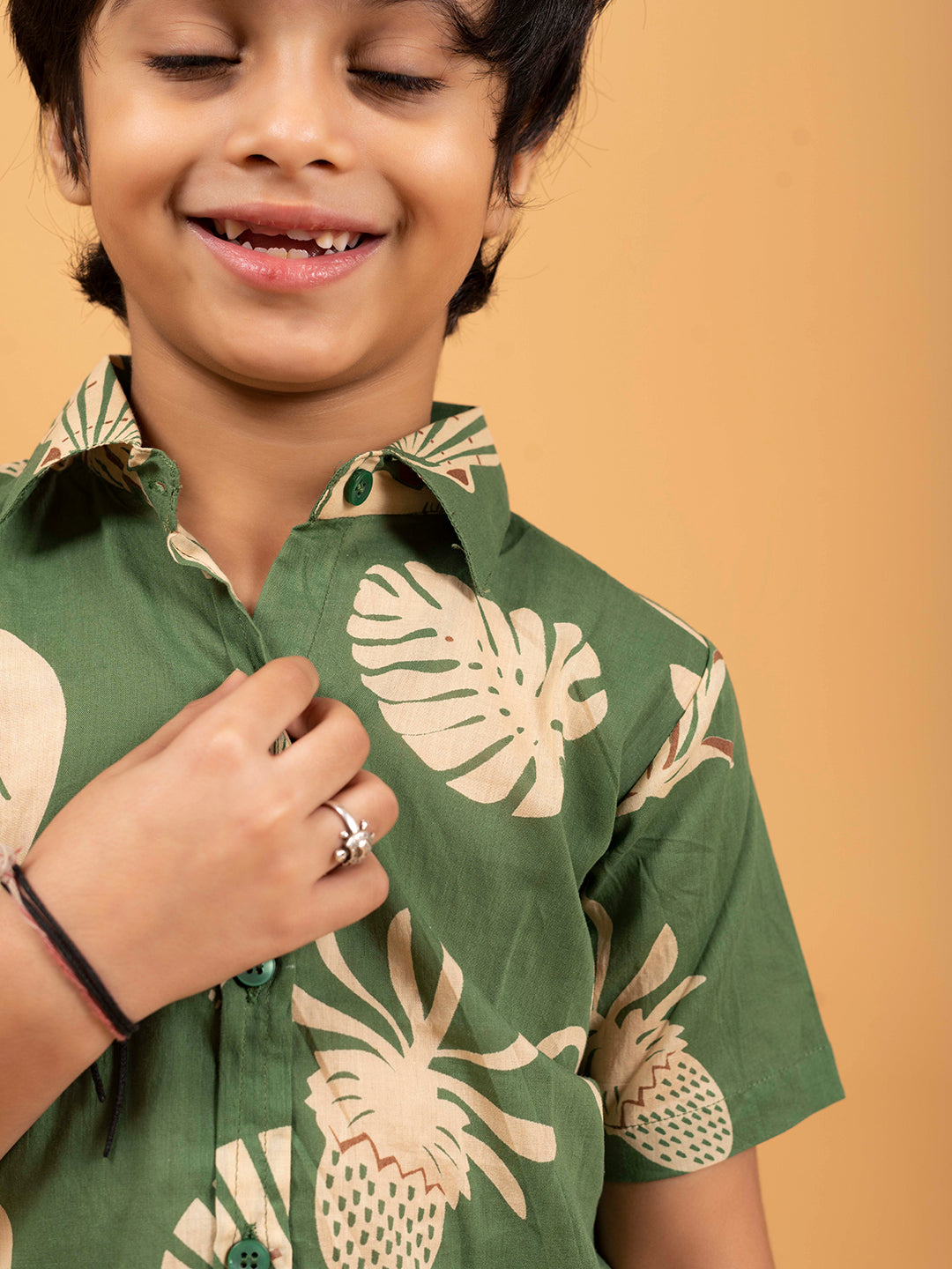 Kids Unisex Green Half-Sleeve Shirt and Short Set