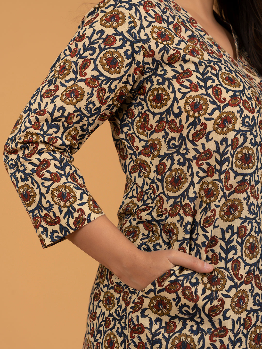Off-White Printed A-Line Cotton Kurti