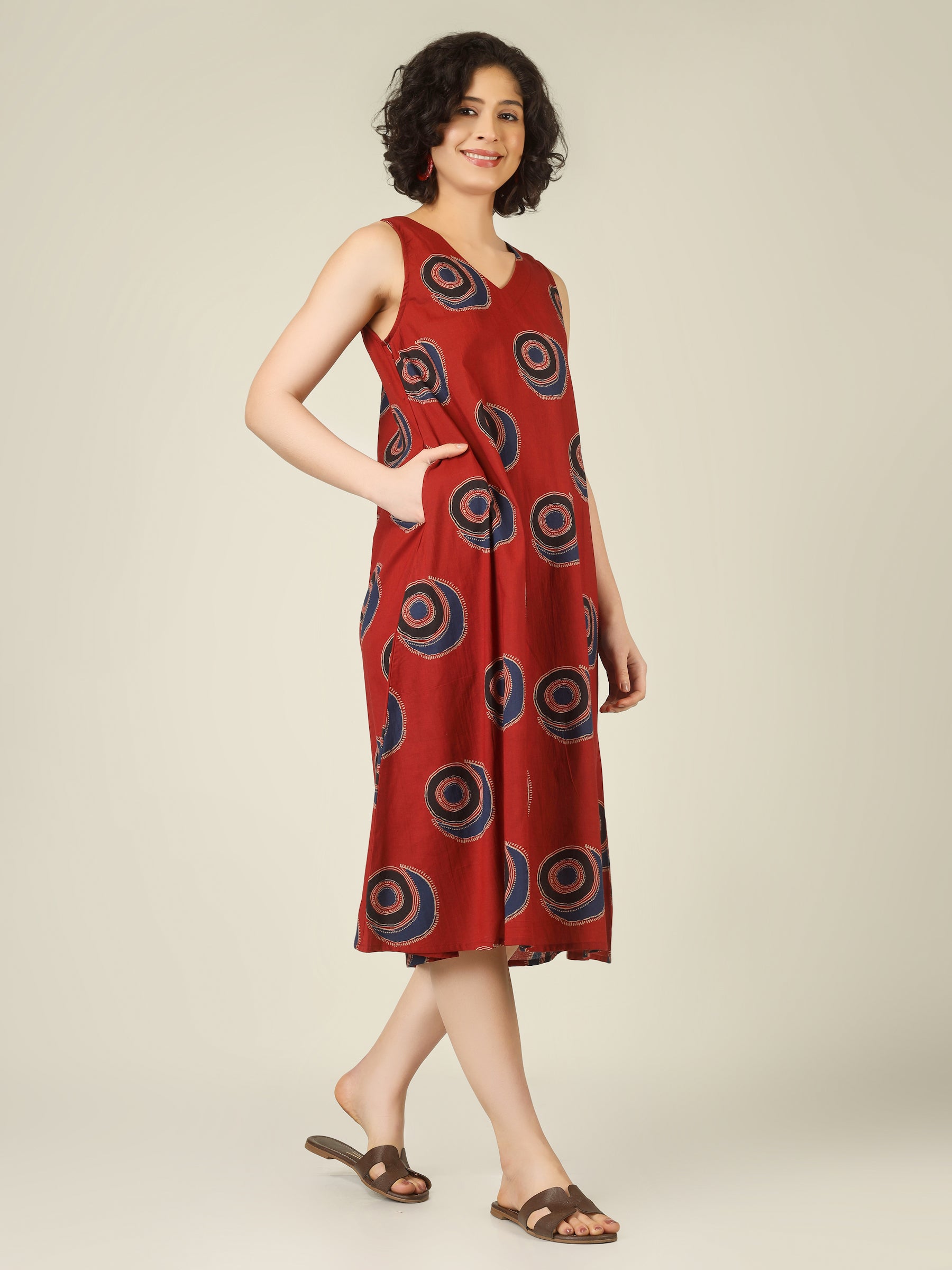 Maroon Printed V-Neck Sleeveless A-Line Cotton Dress