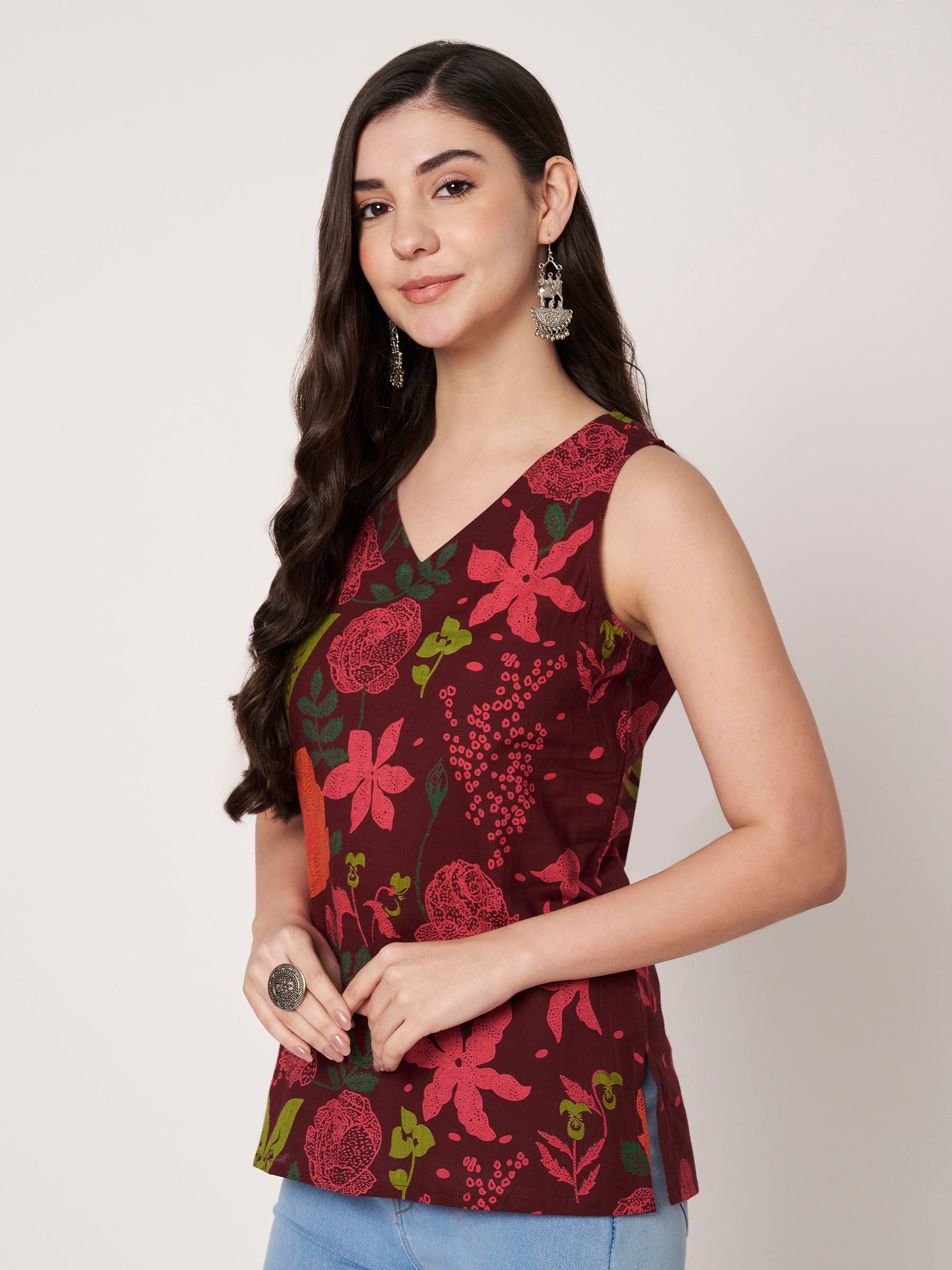 Wine Printed Sleeveless V-Neck Cotton Top