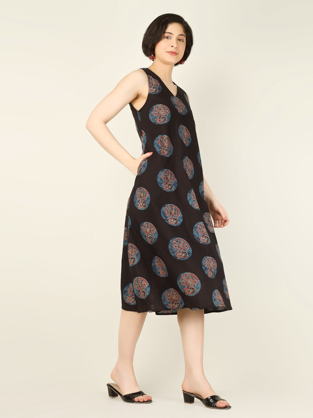 Black Printed Sleeveless V-Neck A-Line Cotton Dress