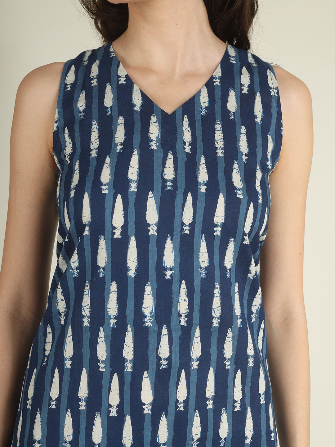 Blue Prined Sleeveless V-Neck A-Line Cotton Dress