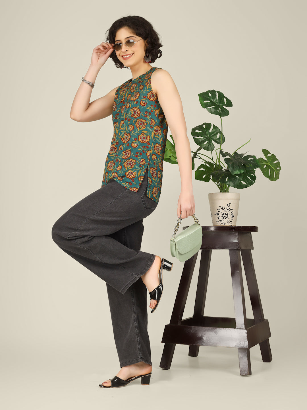 Green Printed Round Neck Sleeveless Cotton Top