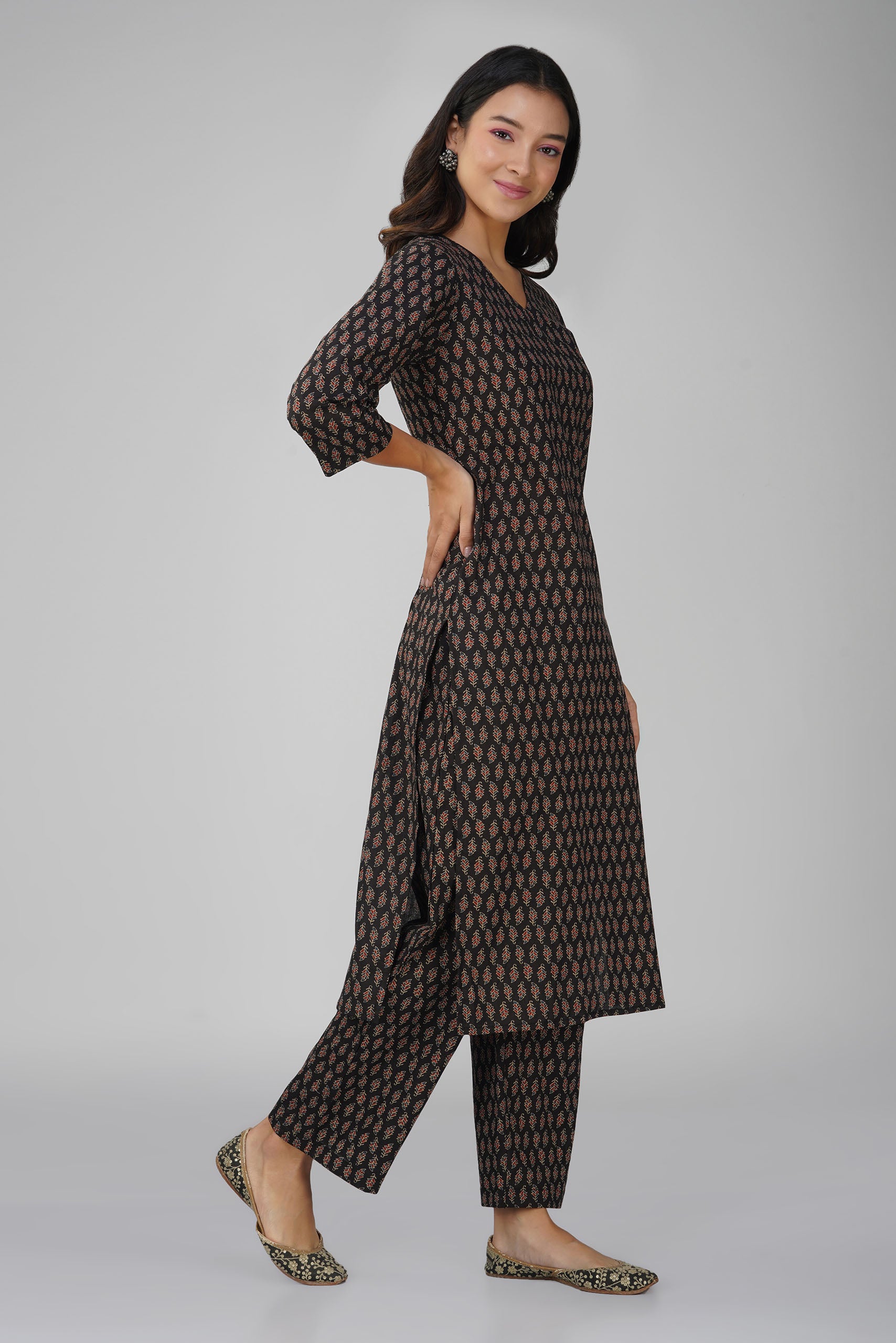 Black Printed V-Neck Cotton Kurta Set