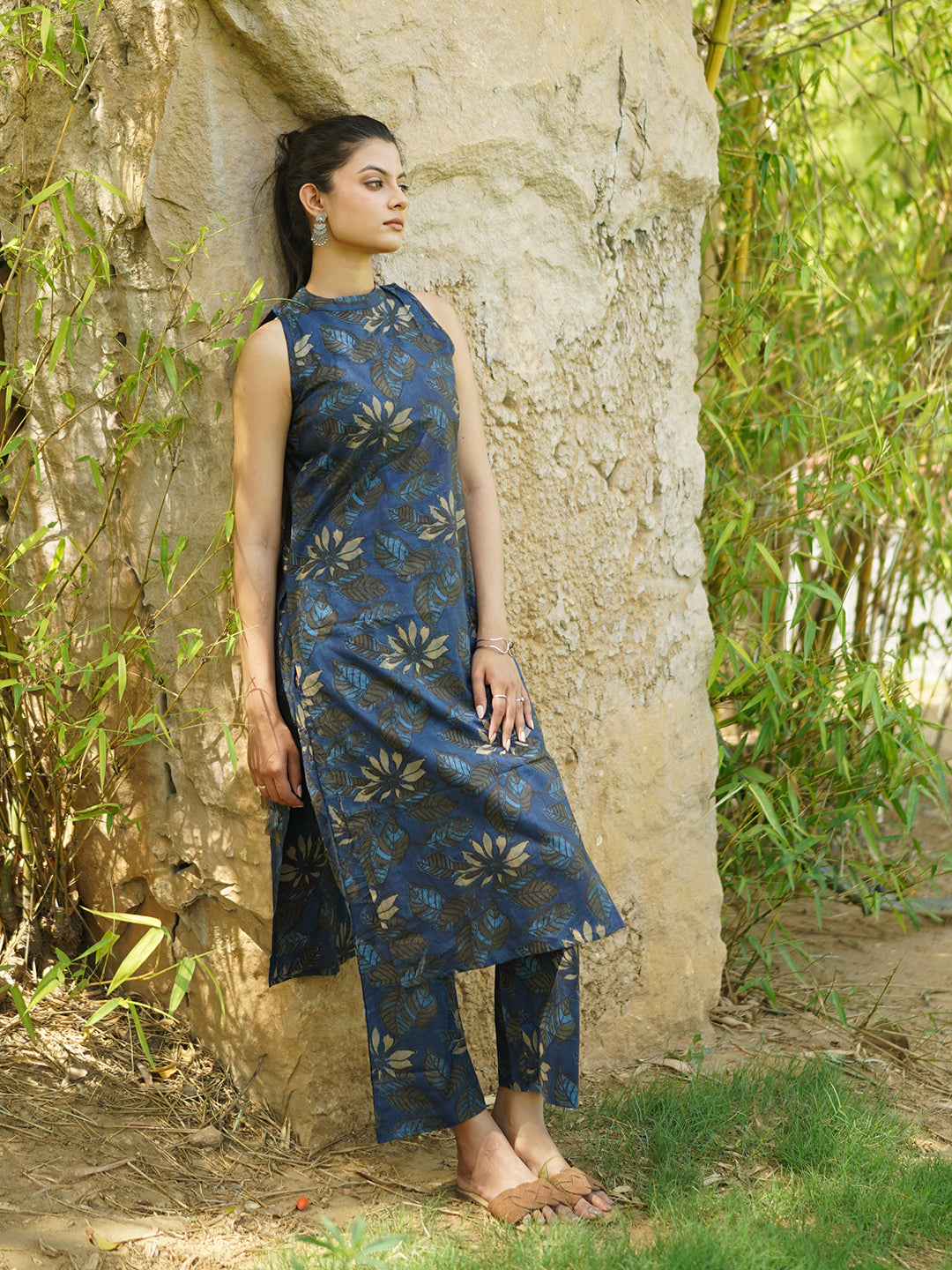 Blue Printed Sleeveless Cotton Kurta Set