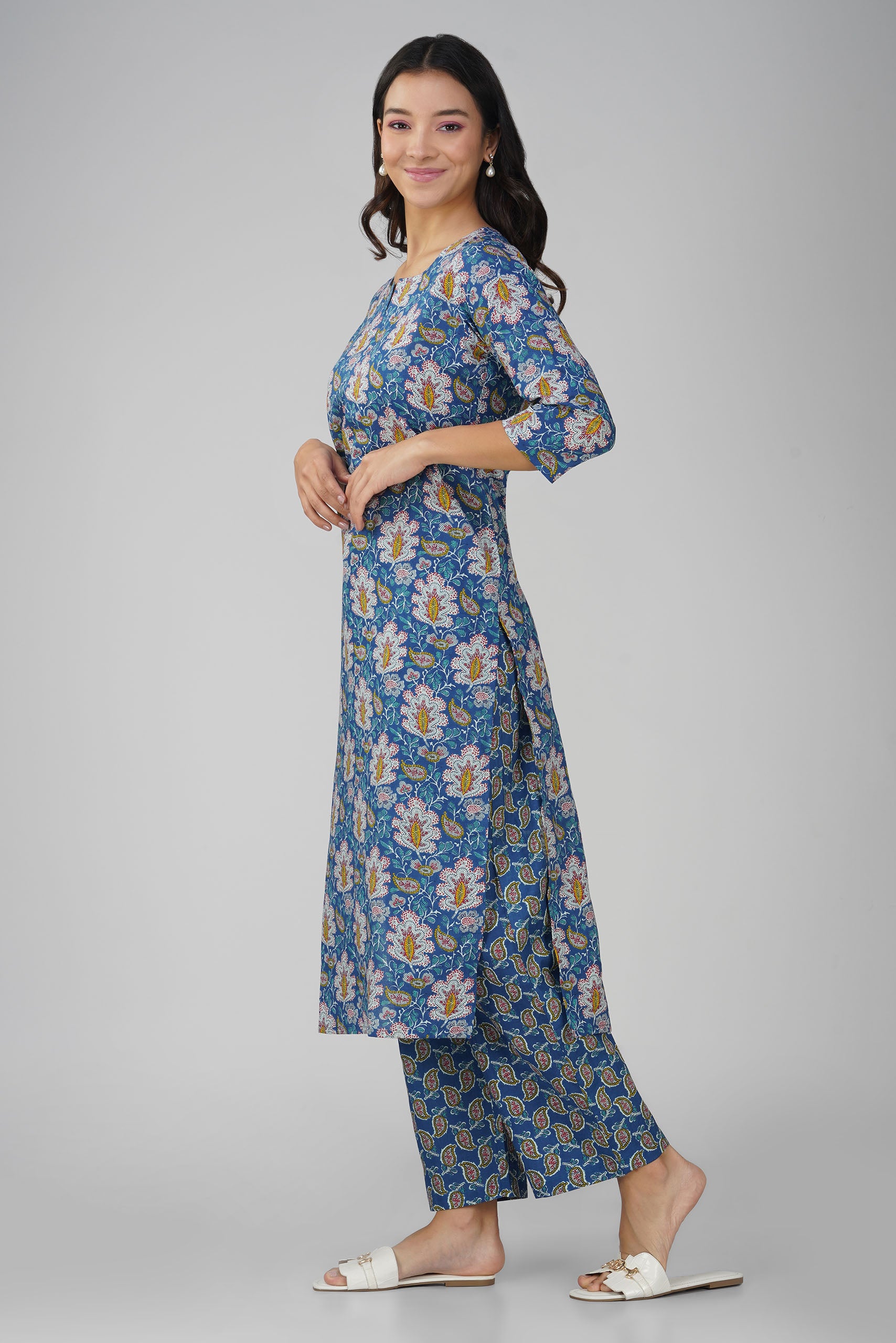 Blue Printed Round V-Neck Cotton Kurta Set