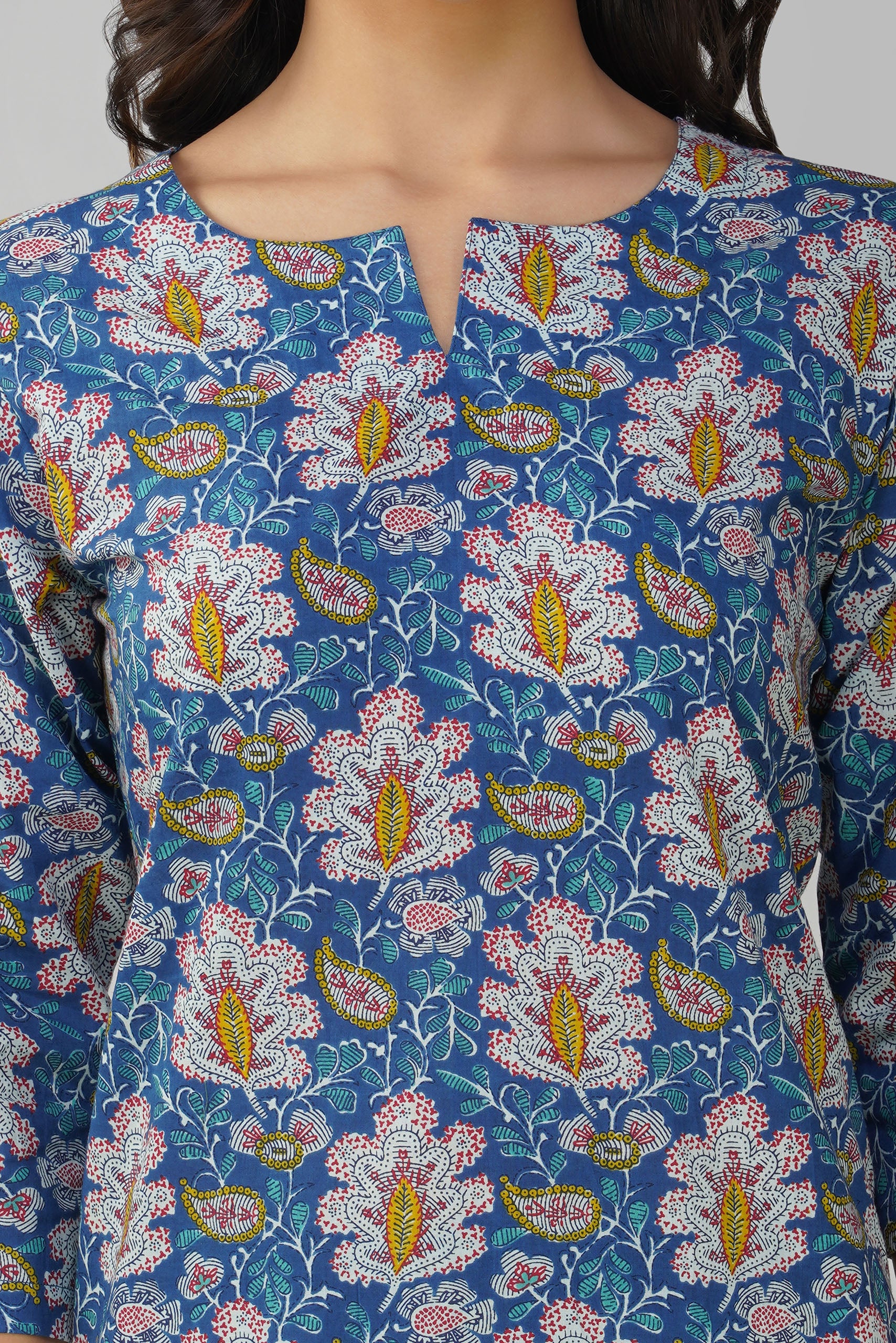 Blue Printed Round V-Neck Cotton Kurta Set
