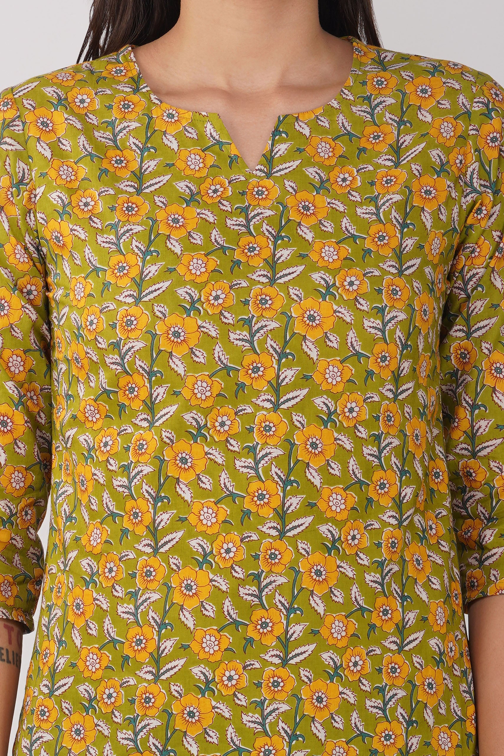 Green Printed Round V-Neck Cotton Top