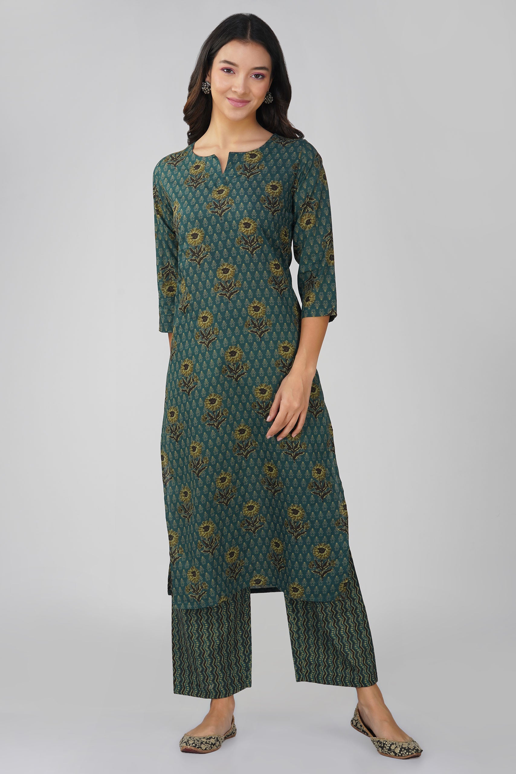 Green Printed Round V-Neck Cotton Kurta Set
