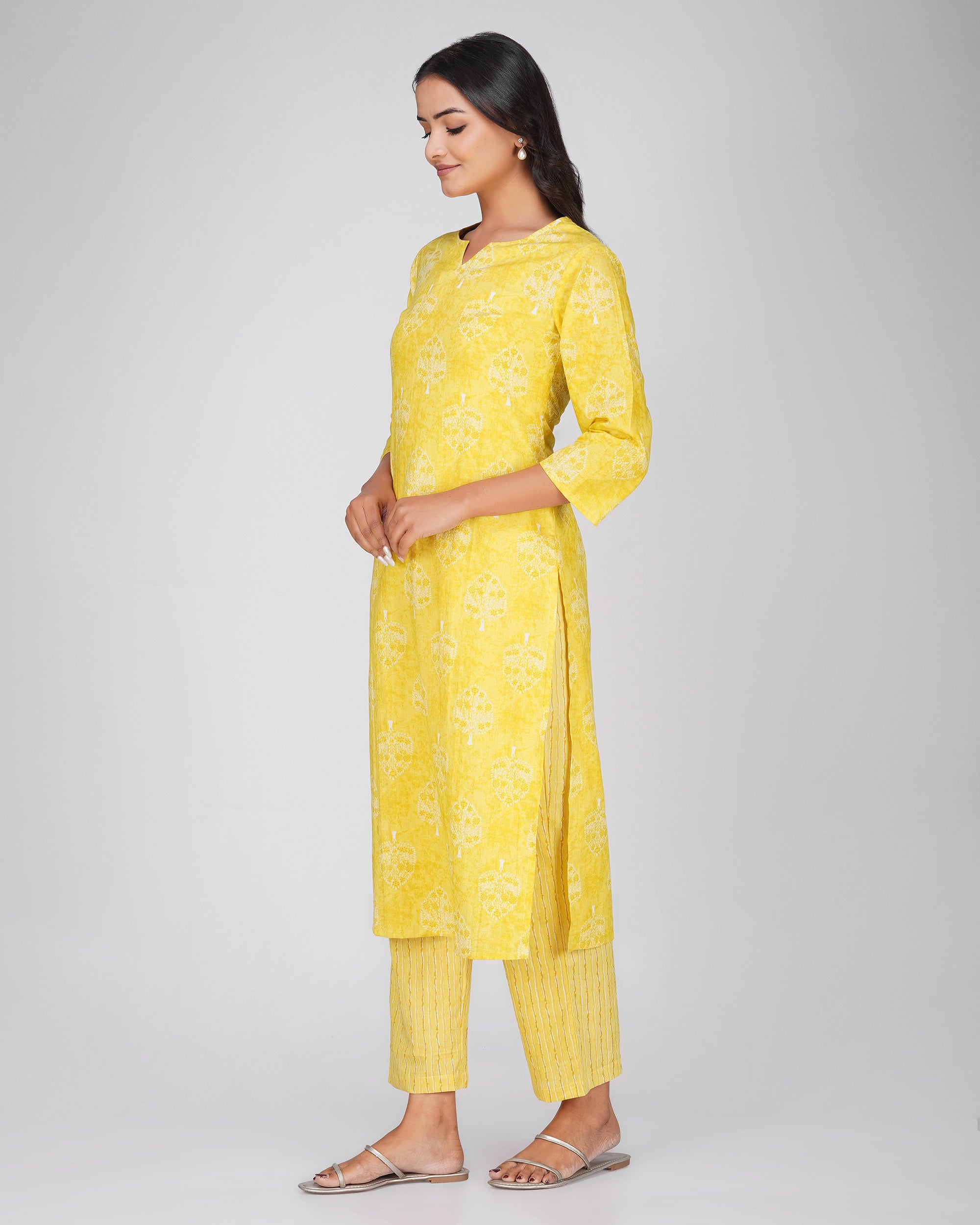 Yellow Printed Round V-Neck Cotton Kurta Set
