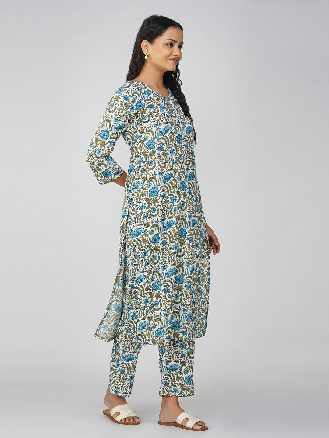 White Printed V-Neck Cotton Kurta Set
