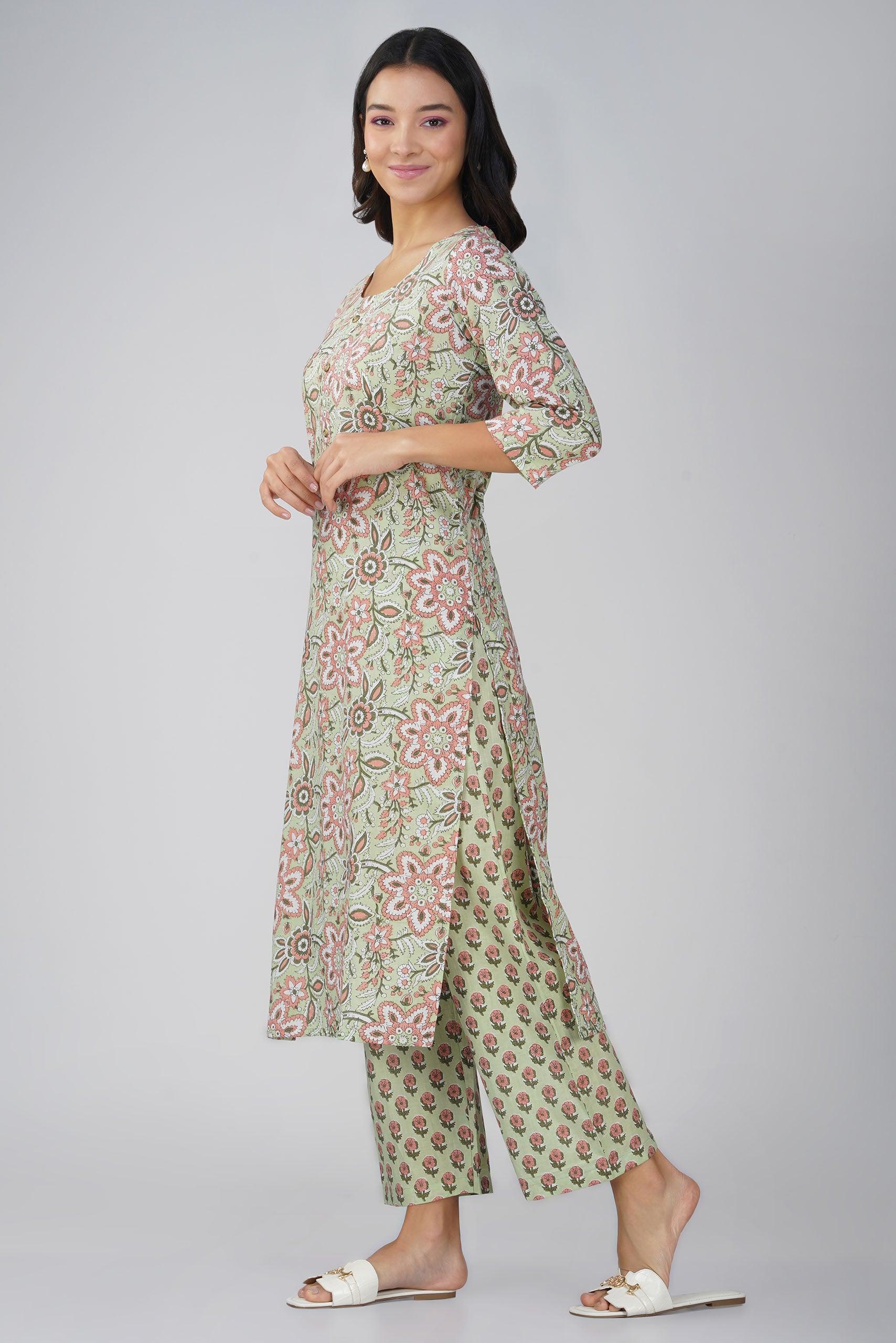 Pista Printed Round Neck Cotton Kurta Set