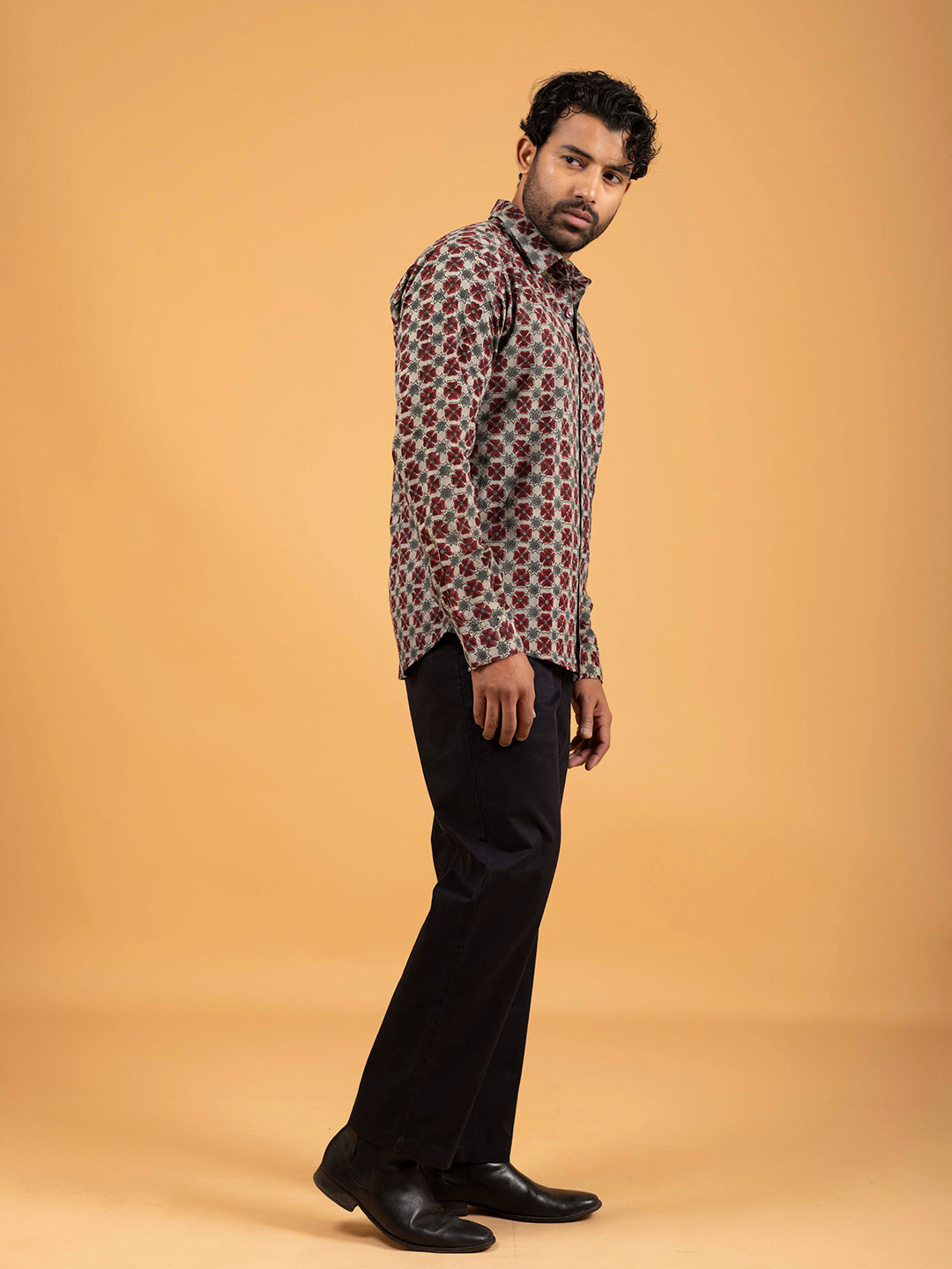 Mens Green Printed Full-Sleeve Cotton Shirt