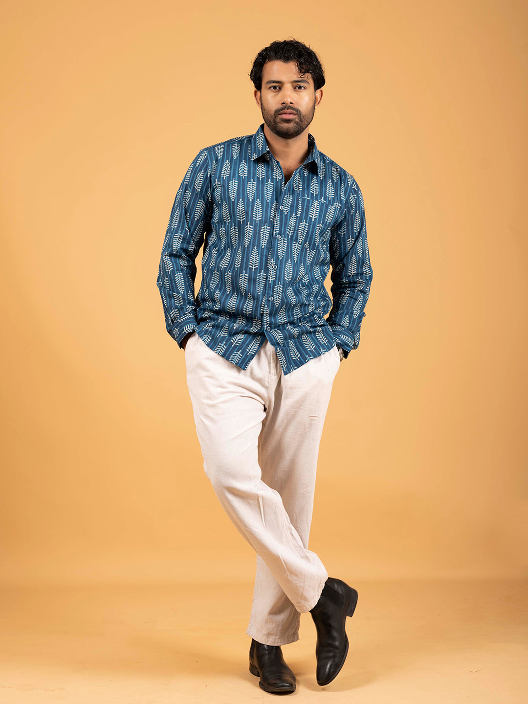 Mens Blue Printed Full-Sleeve Cotton Shirt