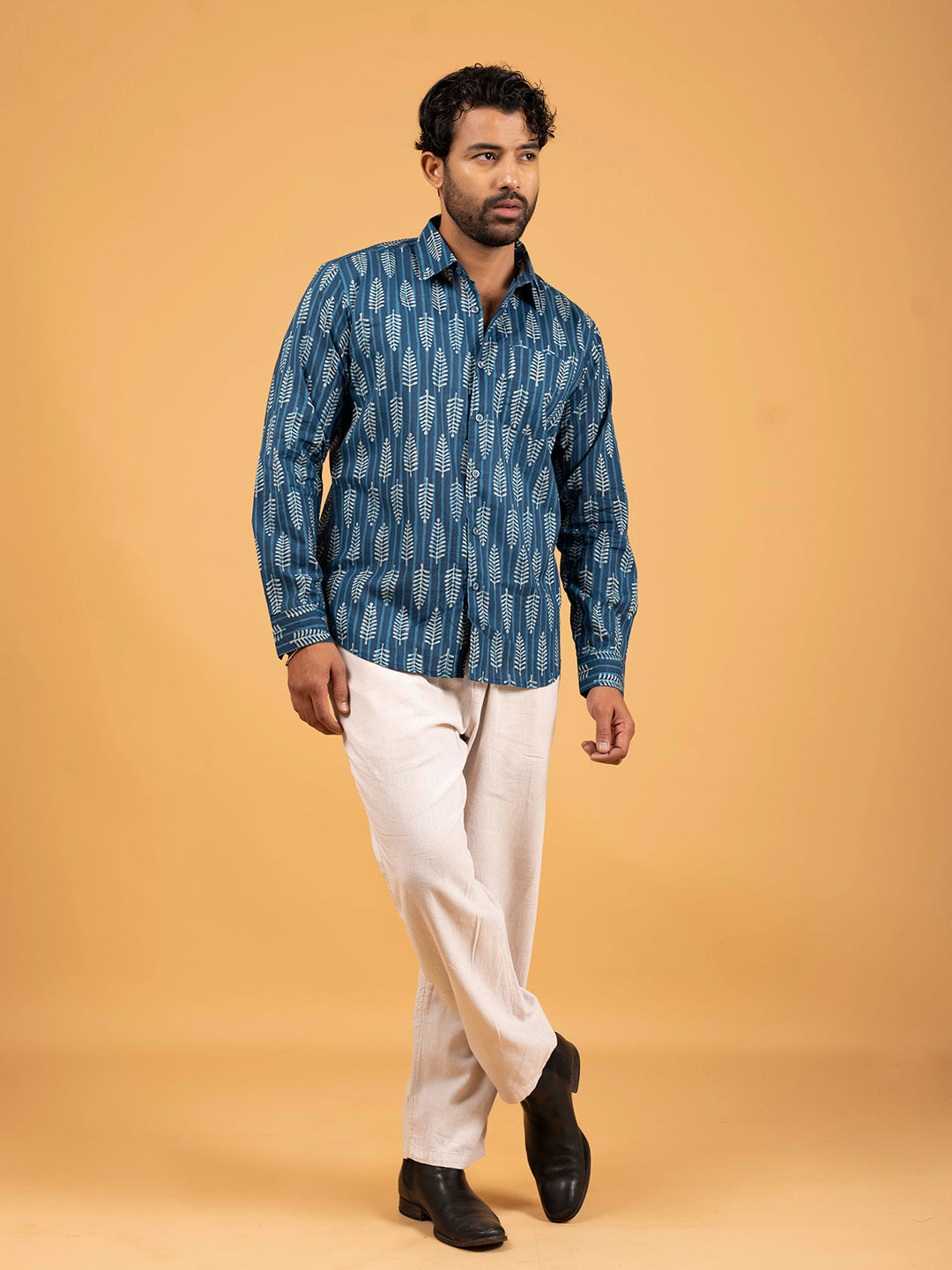 Mens Blue Printed Full-Sleeve Cotton Shirt