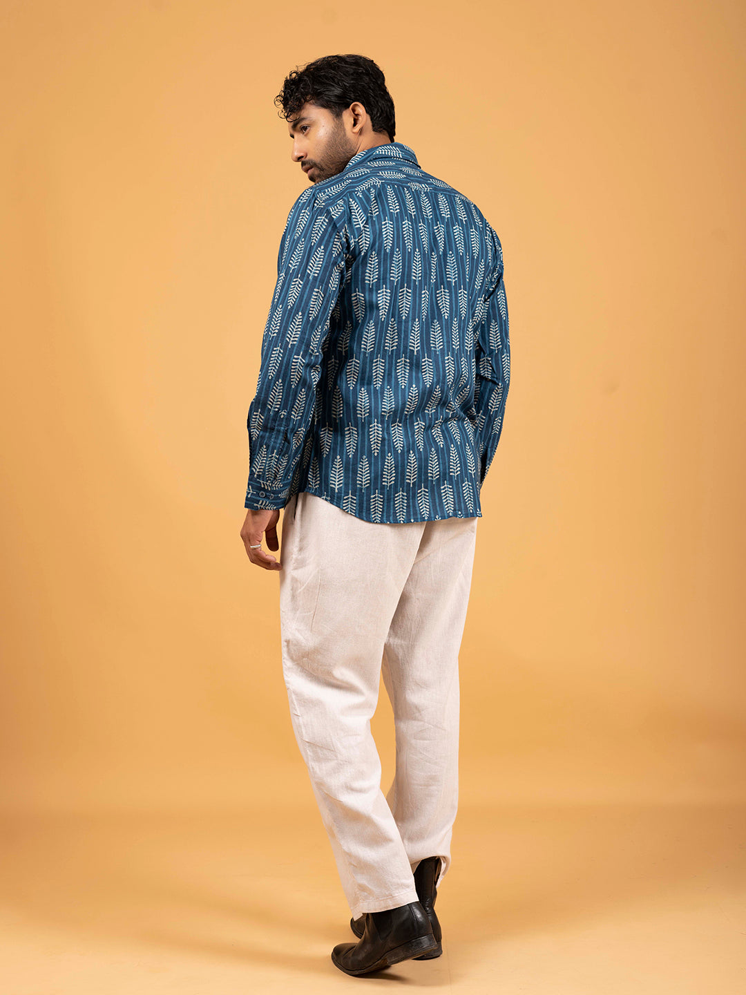 Mens Blue Printed Full-Sleeve Cotton Shirt