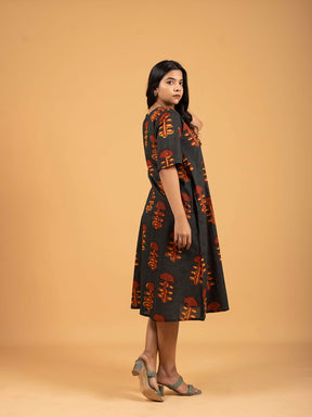 Dark Green Printed Half-Sleeve A-Line Cotton Dress