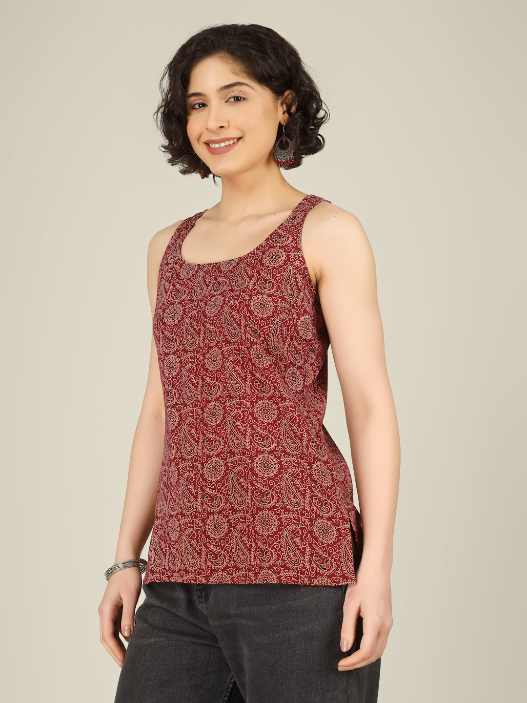 Maroon Printed Round Neck Sleeveless Cotton Top