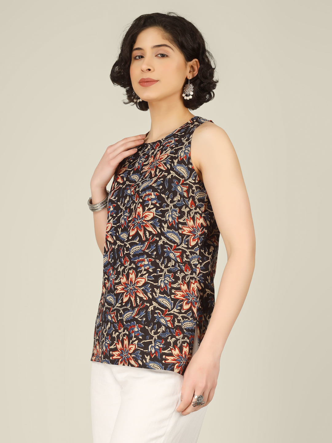 Black Printed Round Neck Sleeveless Cotton Top