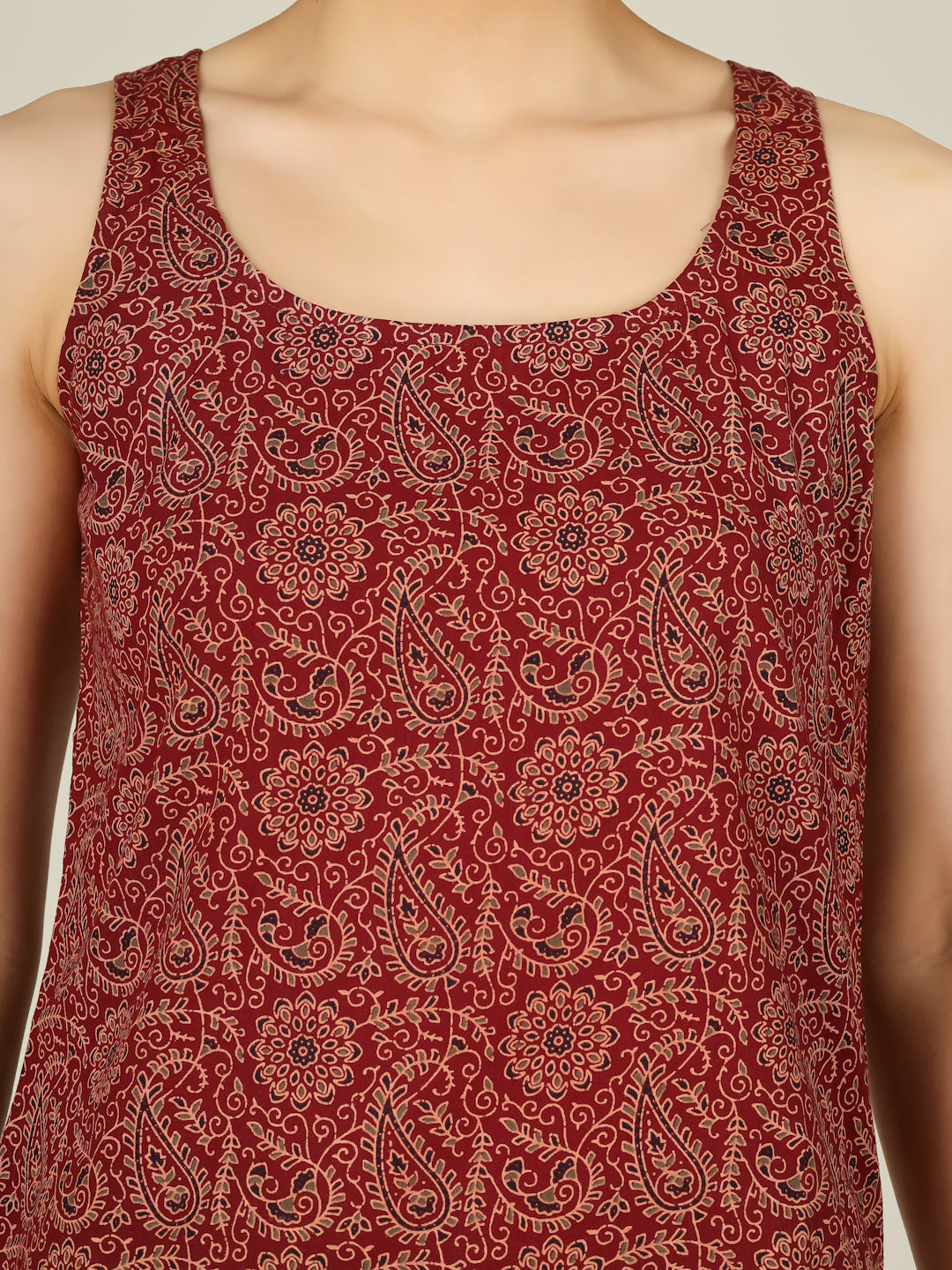 Maroon Printed Round Neck Sleeveless Cotton Top