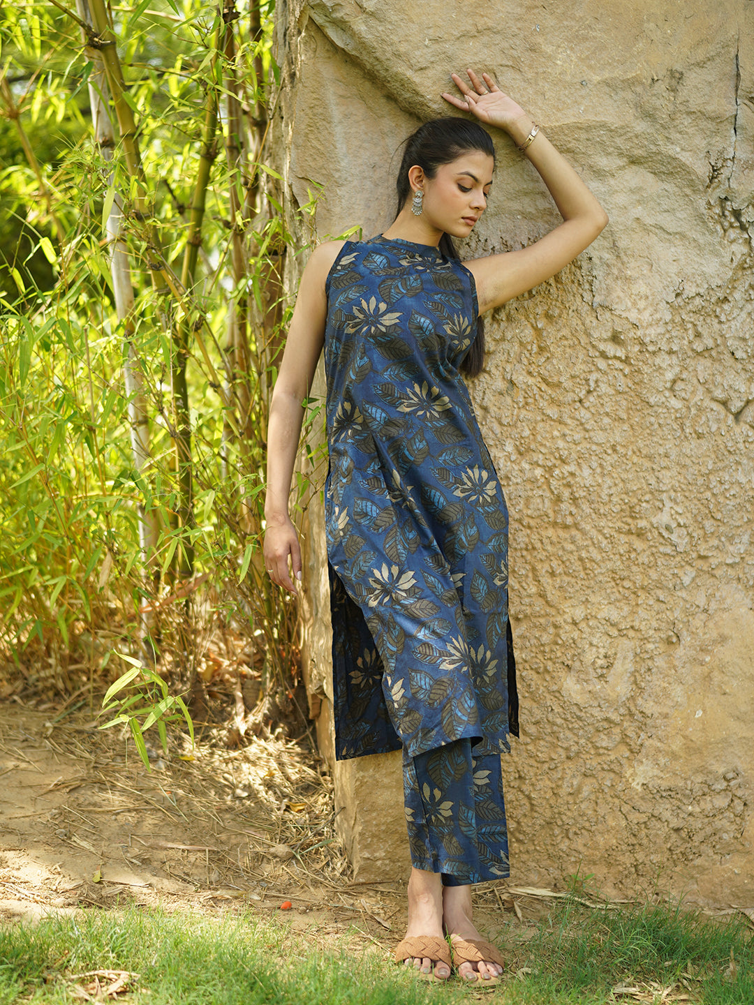 Blue Printed Sleeveless Cotton Kurta Set