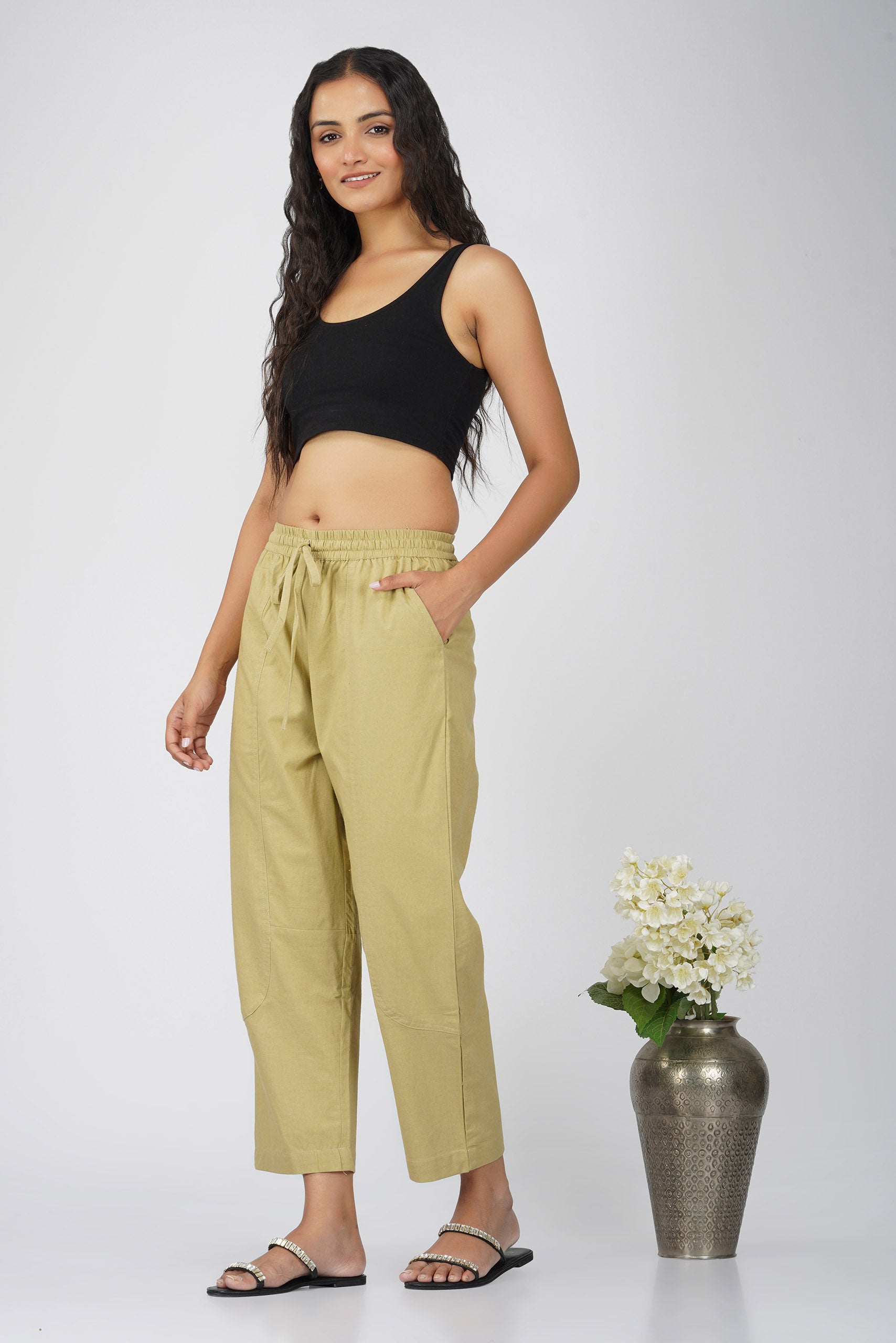 Chikoo Baggy Pant