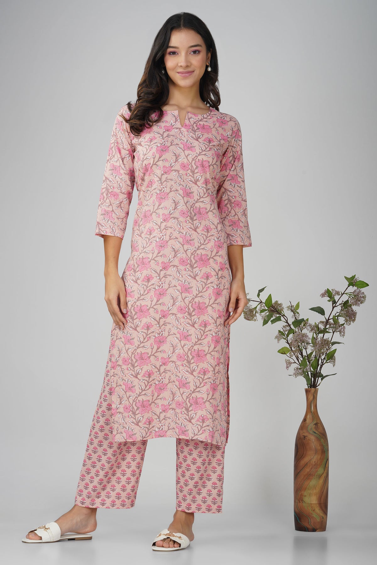 Light Pink Printed Round V-Neck Cotton Kurta Set